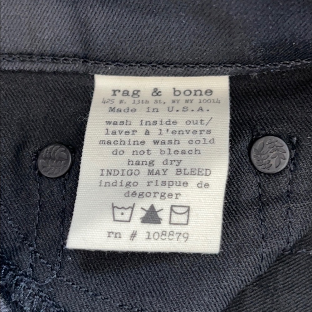 Rag & Bone Jean “the legging” in Black - Picture 3 of 5